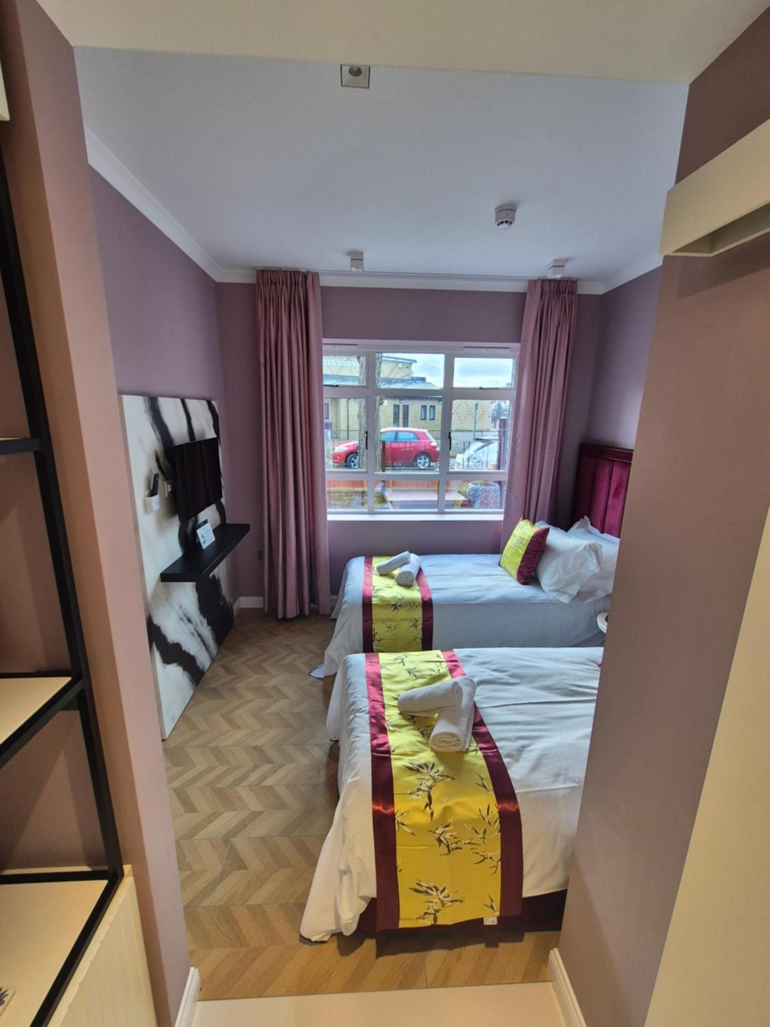 הייז Rosemay Hotel Near London Heathrow Airport מראה חיצוני תמונה