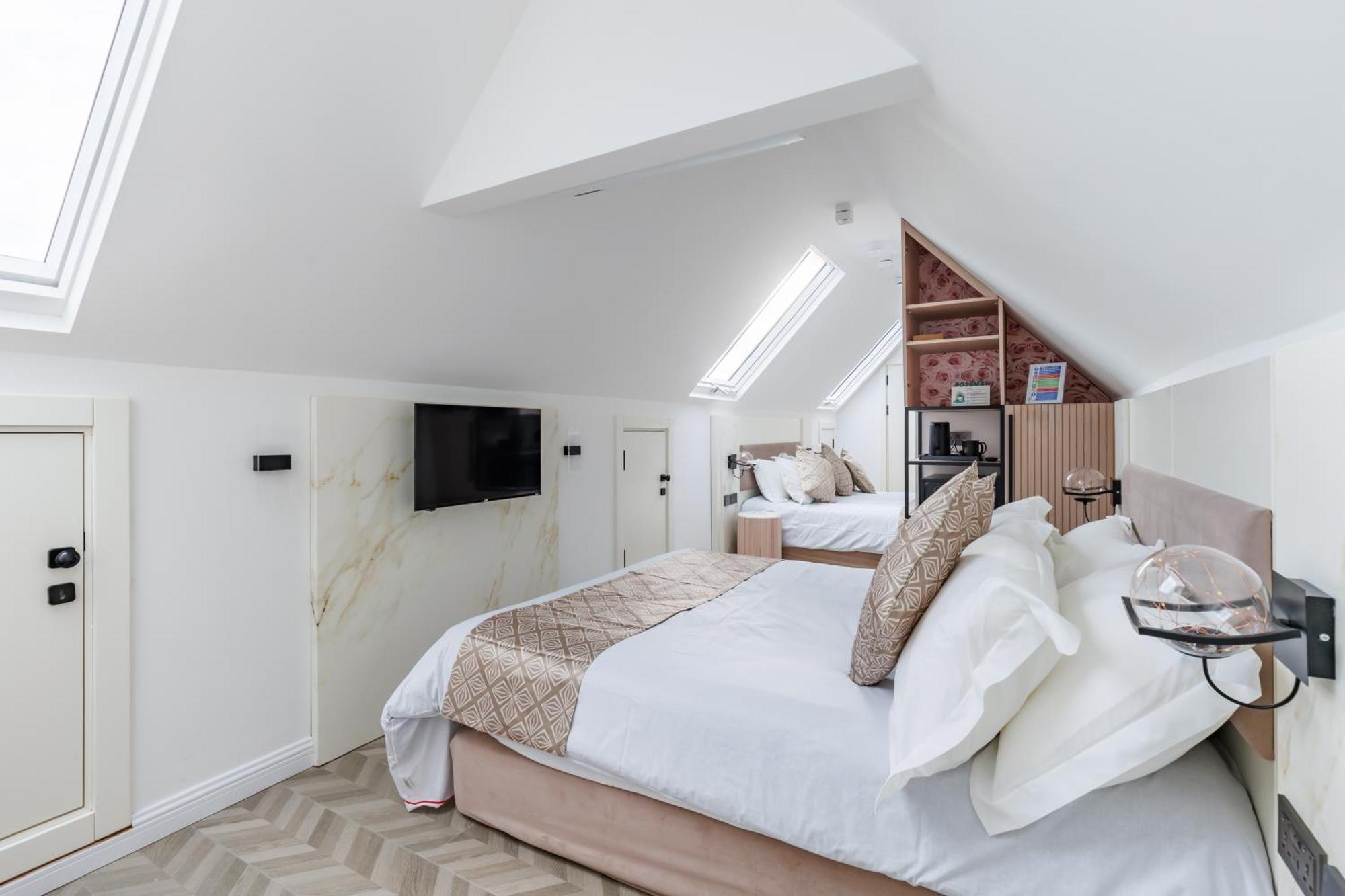 הייז Rosemay Hotel Near London Heathrow Airport מראה חיצוני תמונה