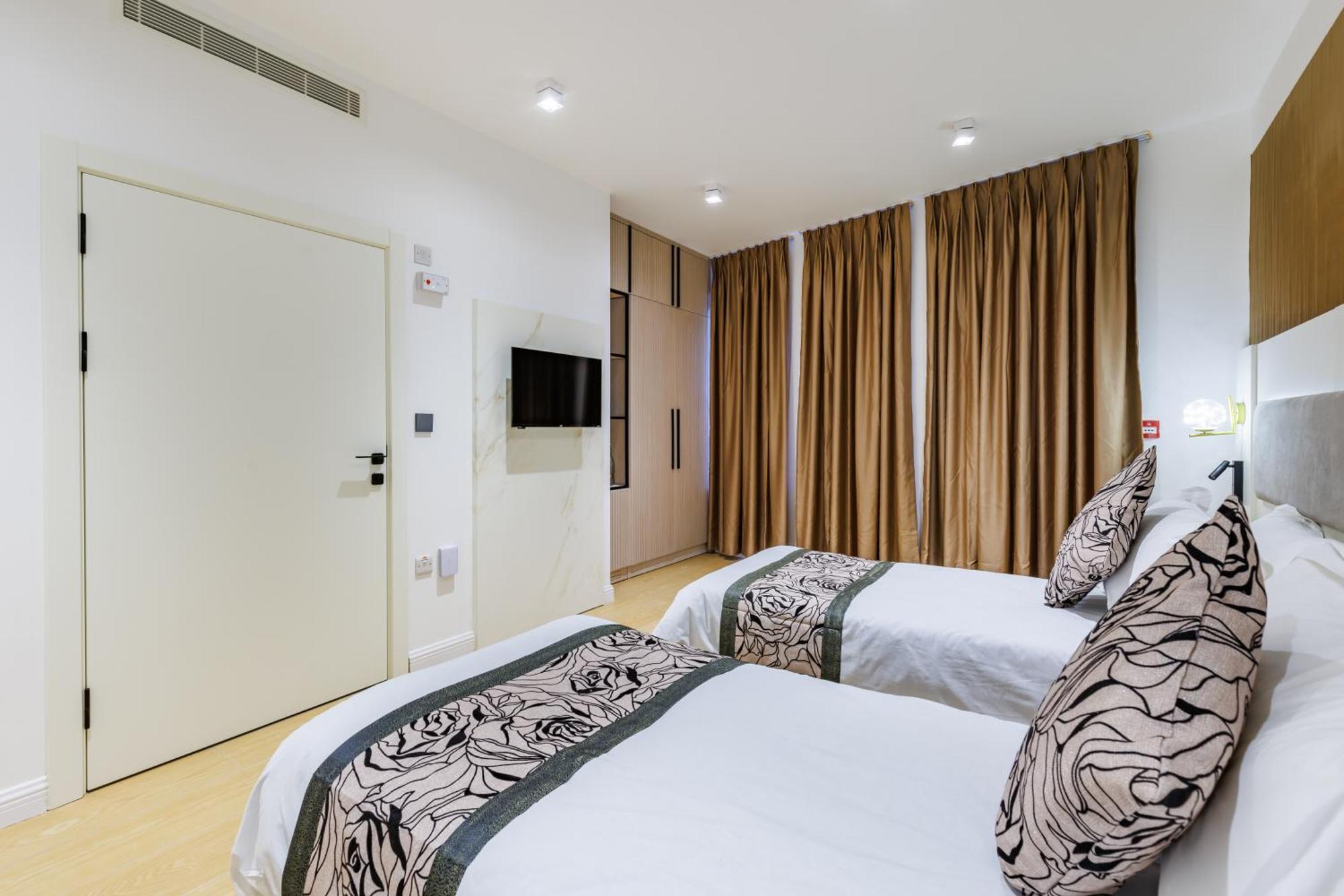 הייז Rosemay Hotel Near London Heathrow Airport מראה חיצוני תמונה