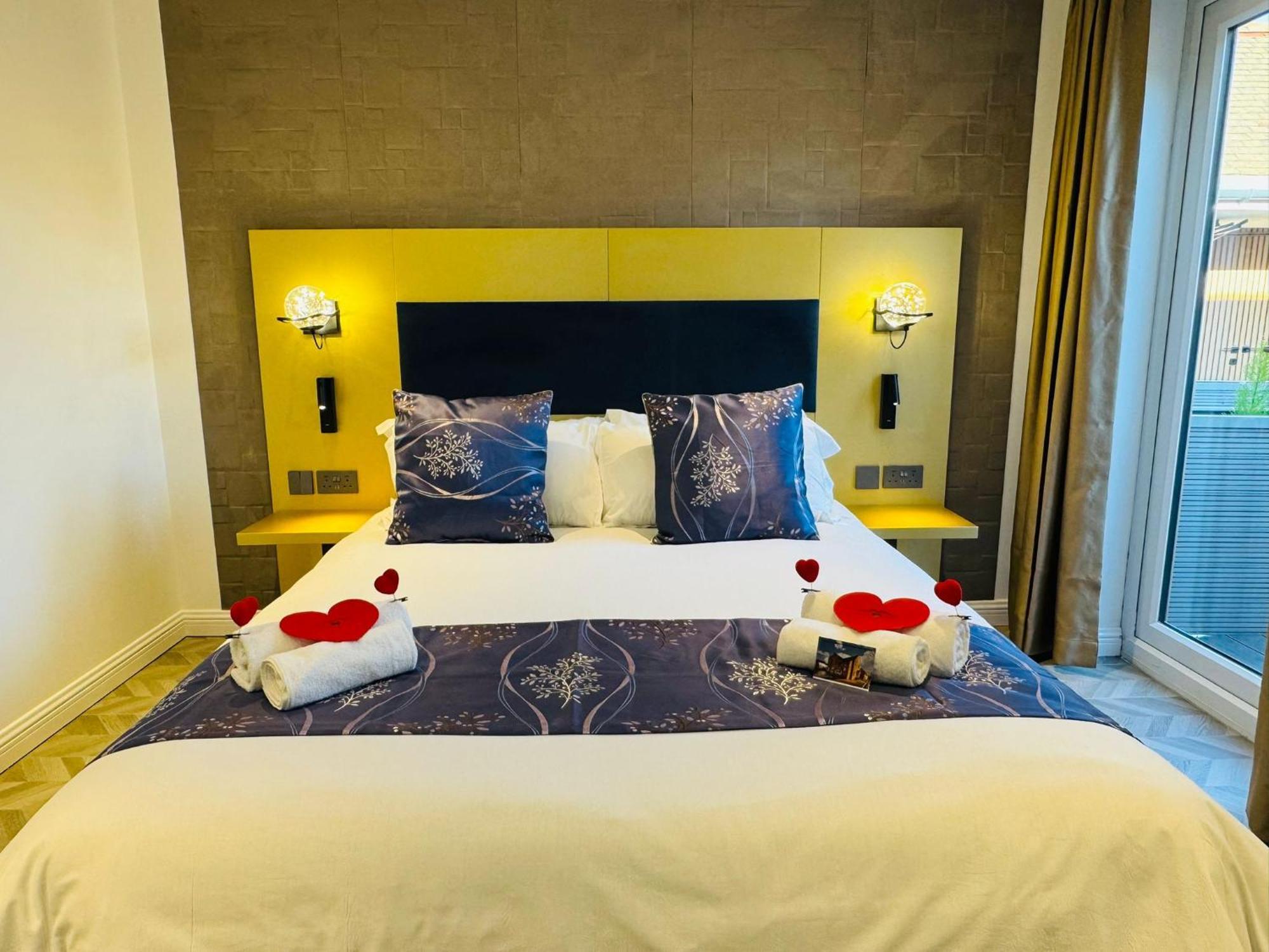 הייז Rosemay Hotel Near London Heathrow Airport מראה חיצוני תמונה