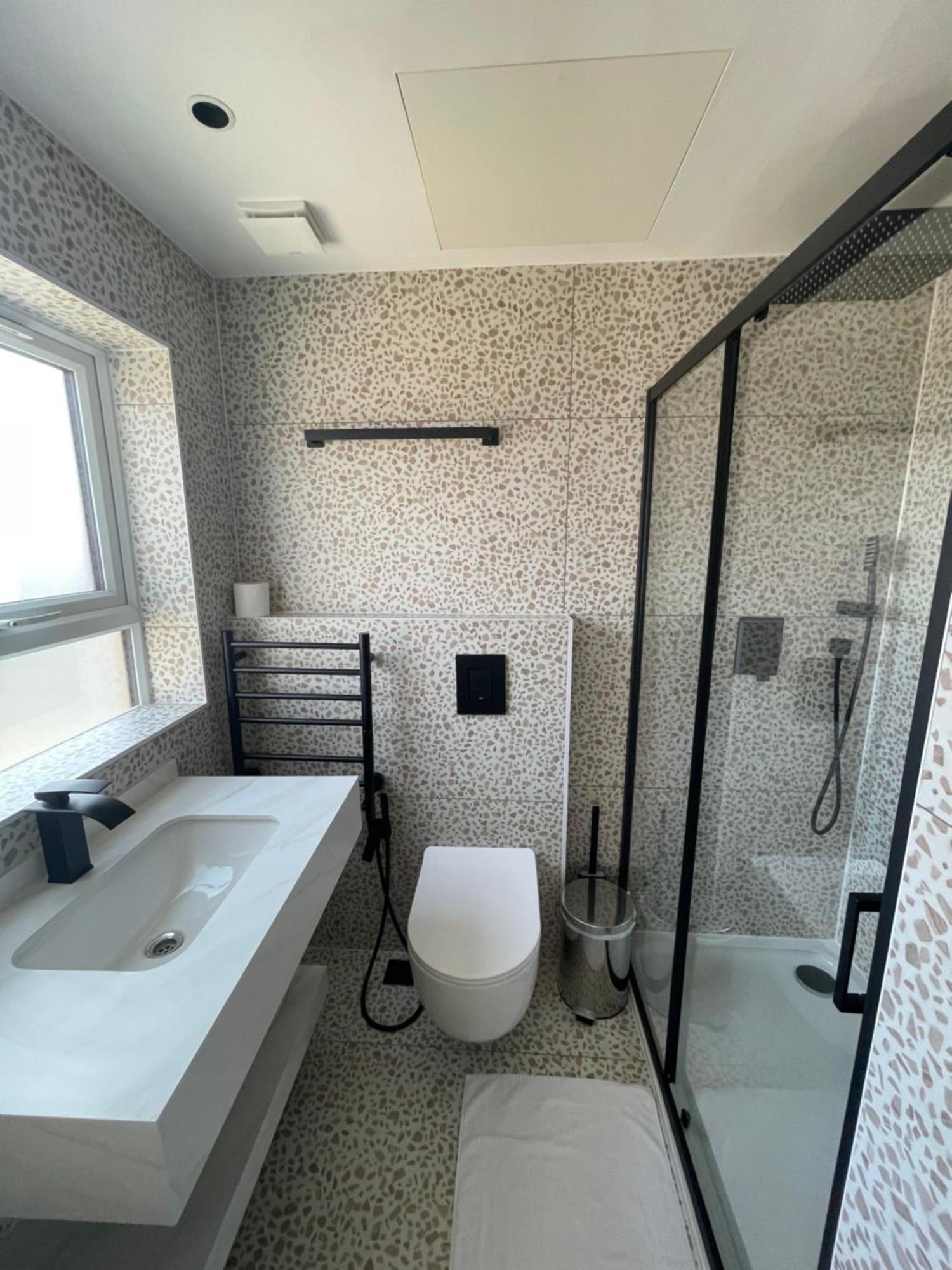 הייז Rosemay Hotel Near London Heathrow Airport מראה חיצוני תמונה