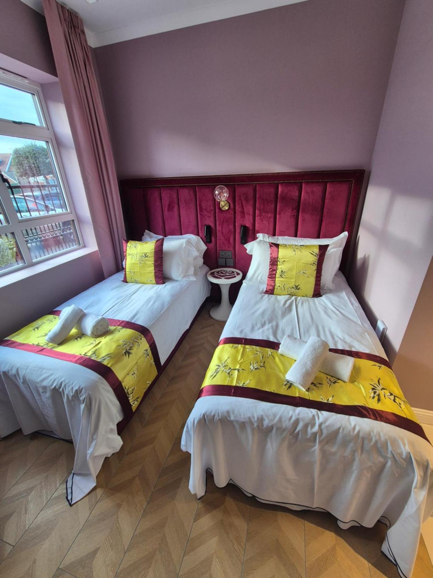 הייז Rosemay Hotel Near London Heathrow Airport מראה חיצוני תמונה