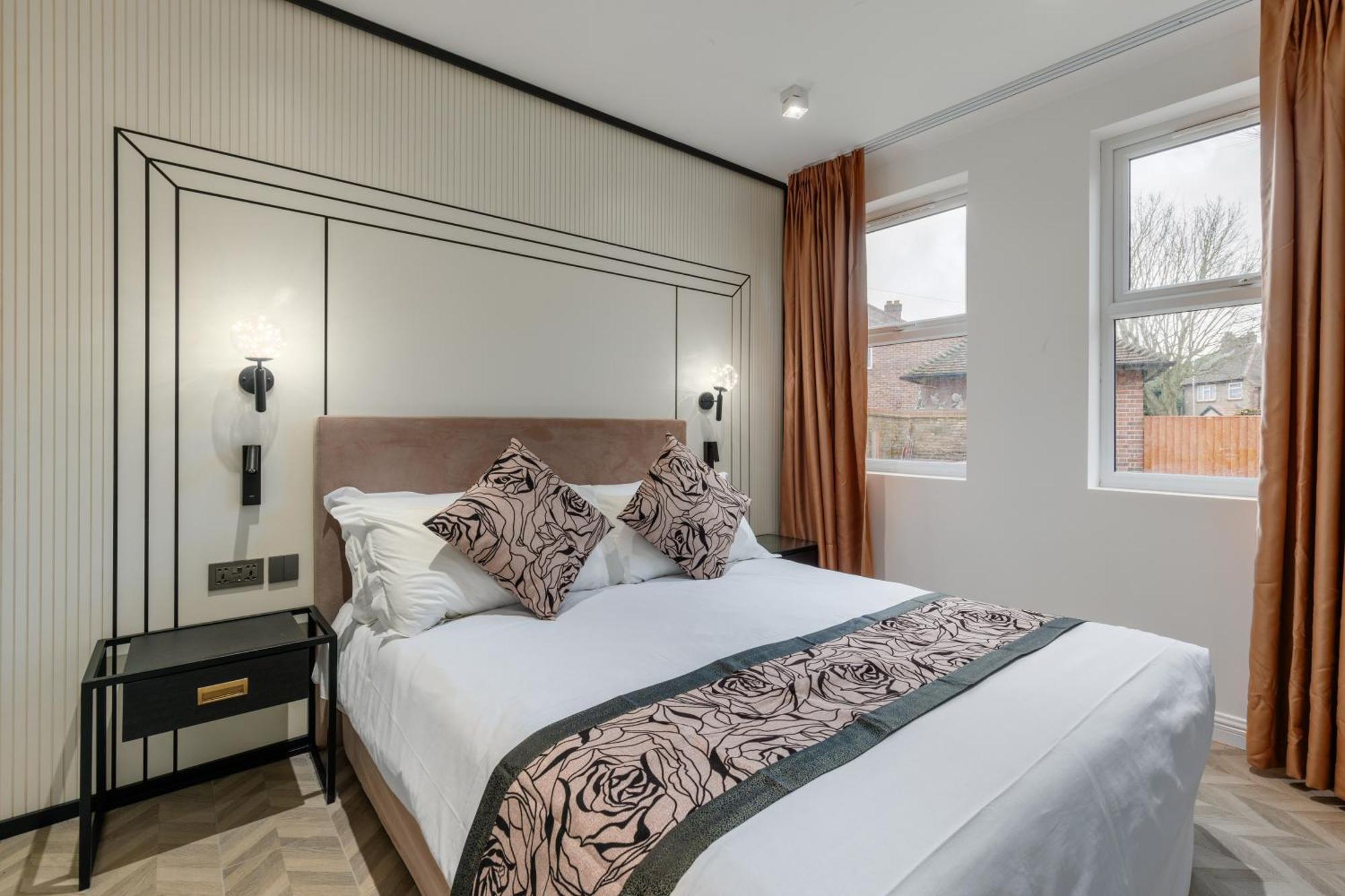 הייז Rosemay Hotel Near London Heathrow Airport מראה חיצוני תמונה